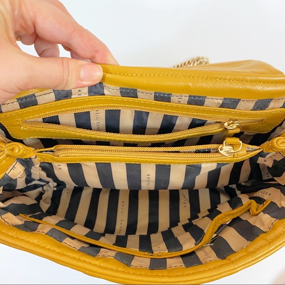 Kelsi Dagger - Picture 7 of 8